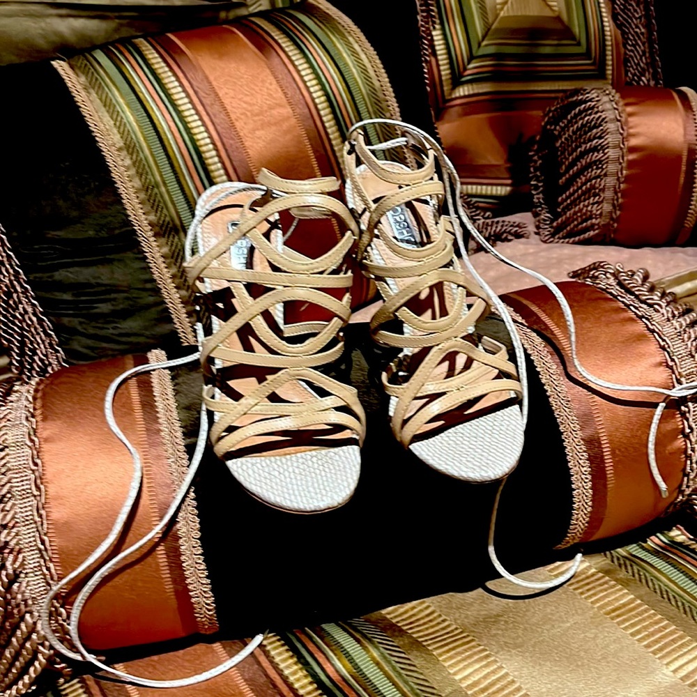 TOPSHOP LACED UP SANDALS HIGH HEEL